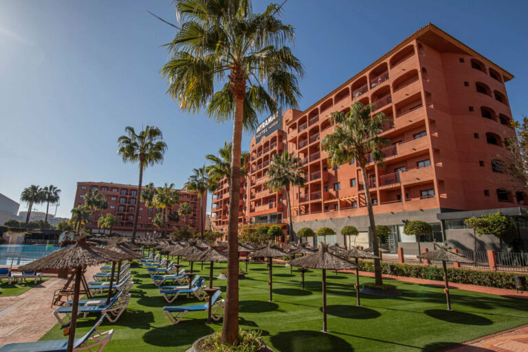 Apartahotel-Myramar-01